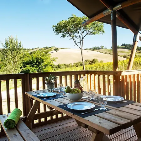 Podere Sei Poorte - Contentissimo Kemping Monteciccardo